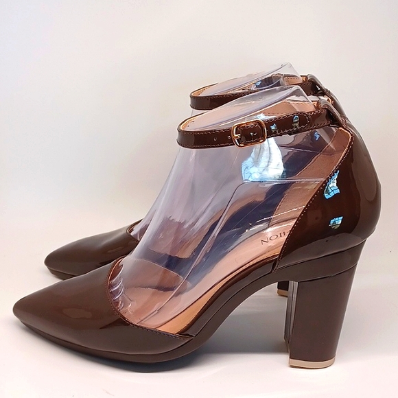 Pashion Footwear Shoes - Pashion Convertible‎ Heels, Size 6, NWT